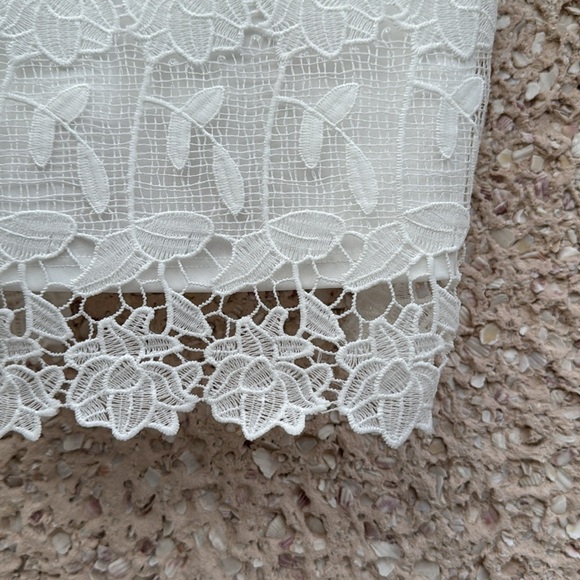 ASTR The Label White Overlay Cocktail Dress NWT - Picture 7 of 11